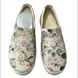 Ecco Soft 7 Slip-On Floral Blossom Leather Removable Insole Size EU35 US5
